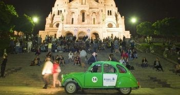 Tour romántico nocturno de París en Citroen 2CV Tour en Citroen 2CV Paris